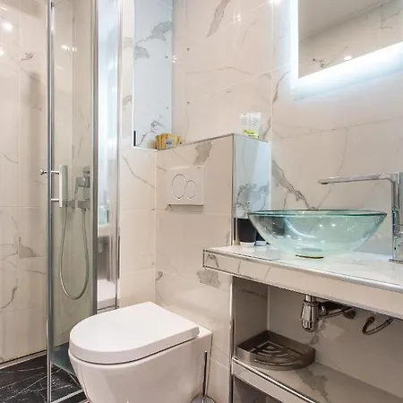 Appartamento Cmg Foch/ Arc De Triomphe Ii *